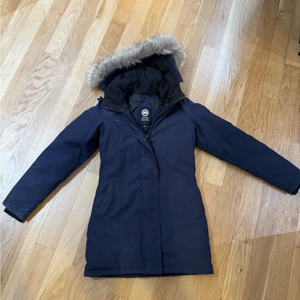 Canada goose coat with fur hood